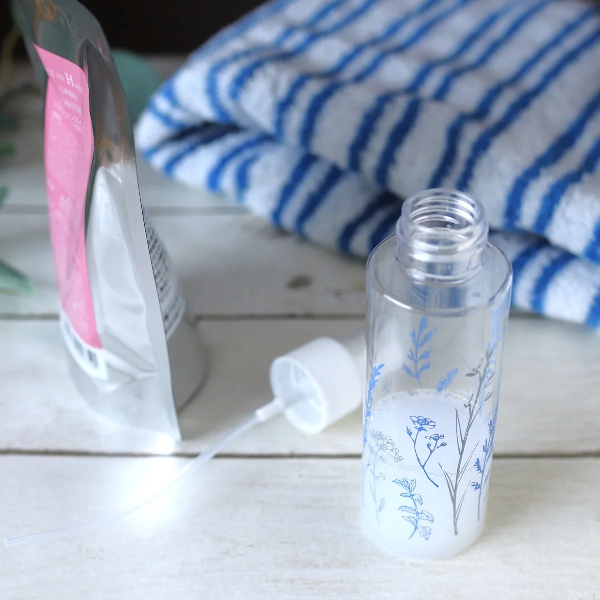 トラベルボトル 詰め替え容器ミストボトル ボタニカル柄 100ml 005341 - Image 4